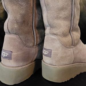 Womens Ugg size 7 Amie gray wedge boots